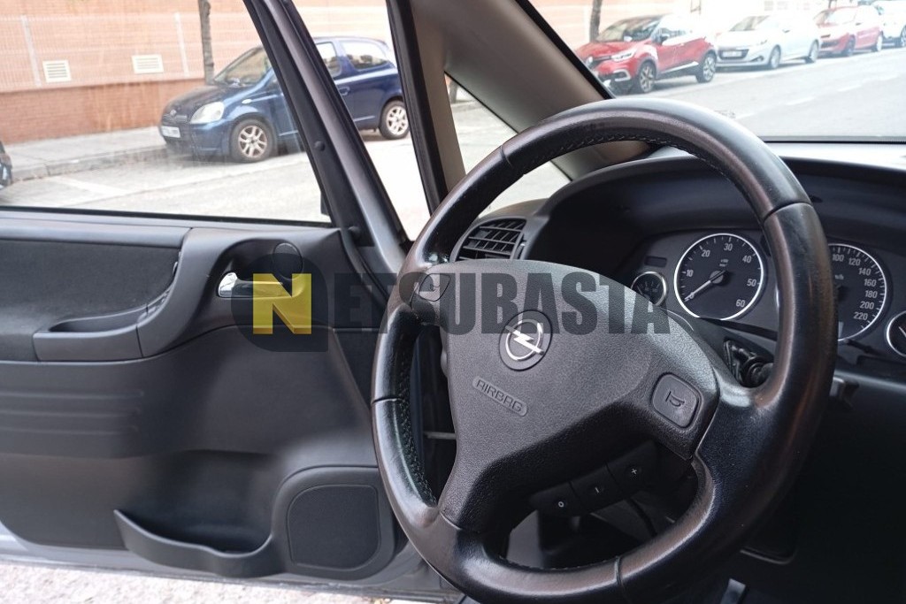 Opel Zafira 2.0 DTi 16V 2004
