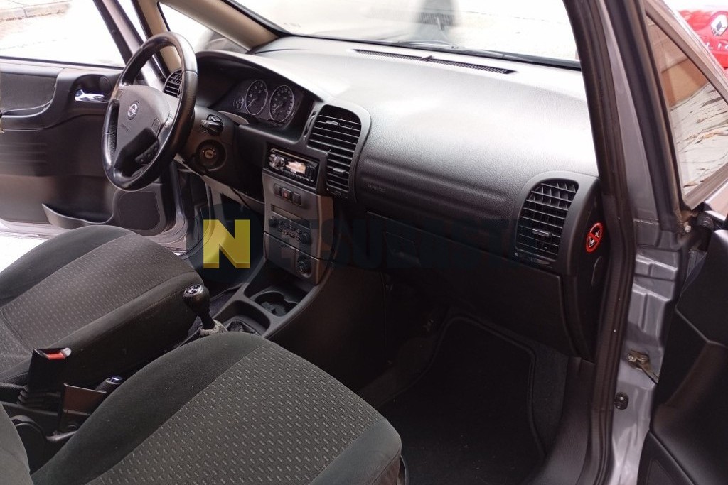 Opel Zafira 2.0 DTi 16V 2004