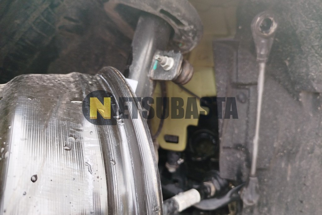 Peugeot 208 1.2 Hybrid e-DCS6 2025