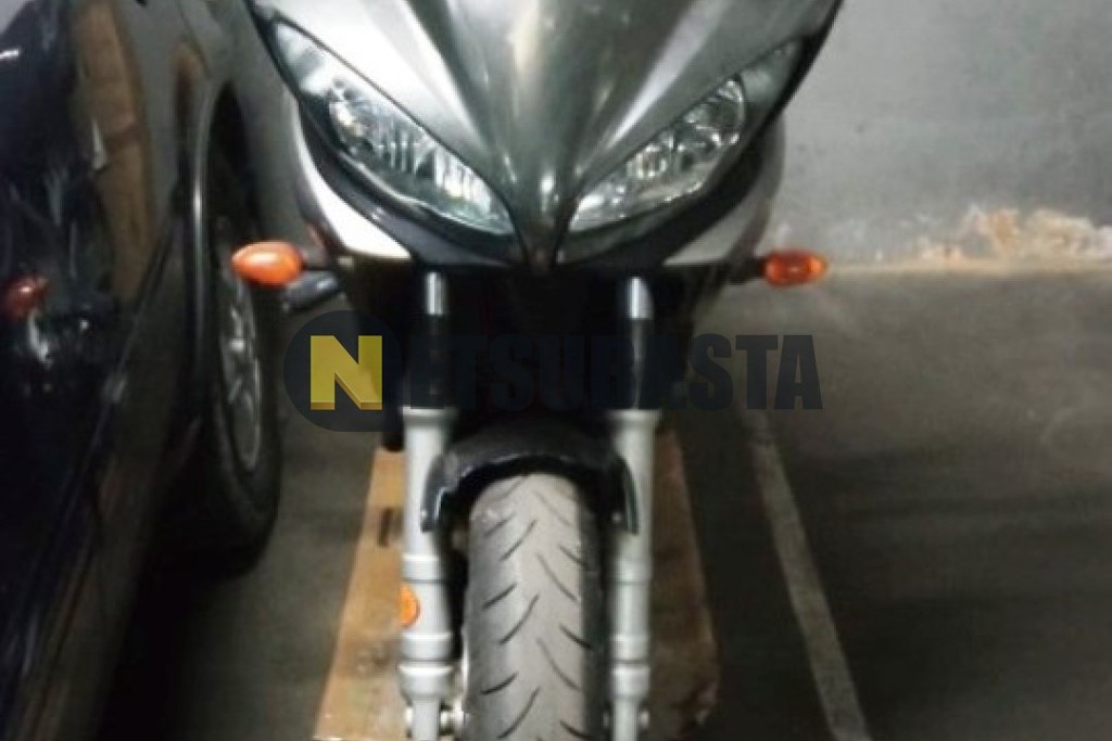 Yamaha FZS 600 Fazer 2004