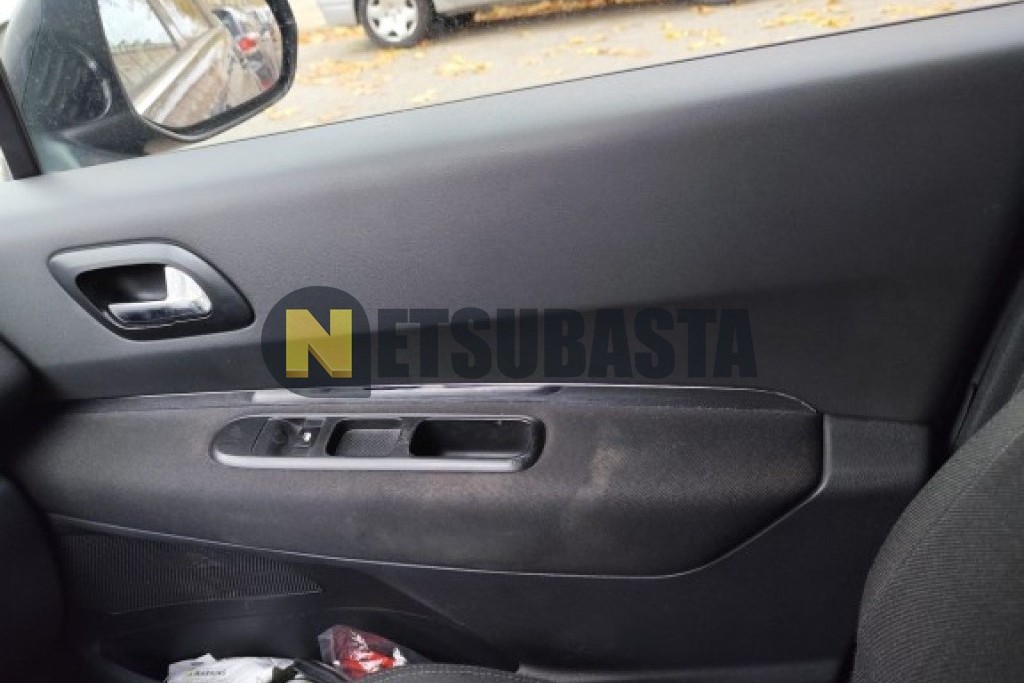 Peugeot 5008 1.6 HDi 2011