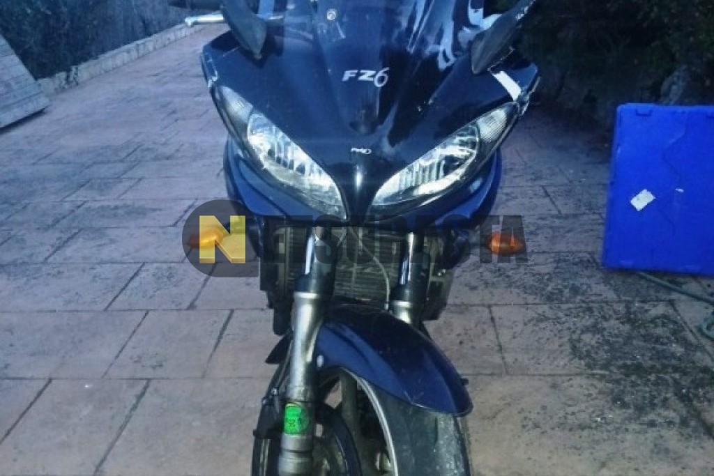 Yamaha FZS 600 Fazer 2004
