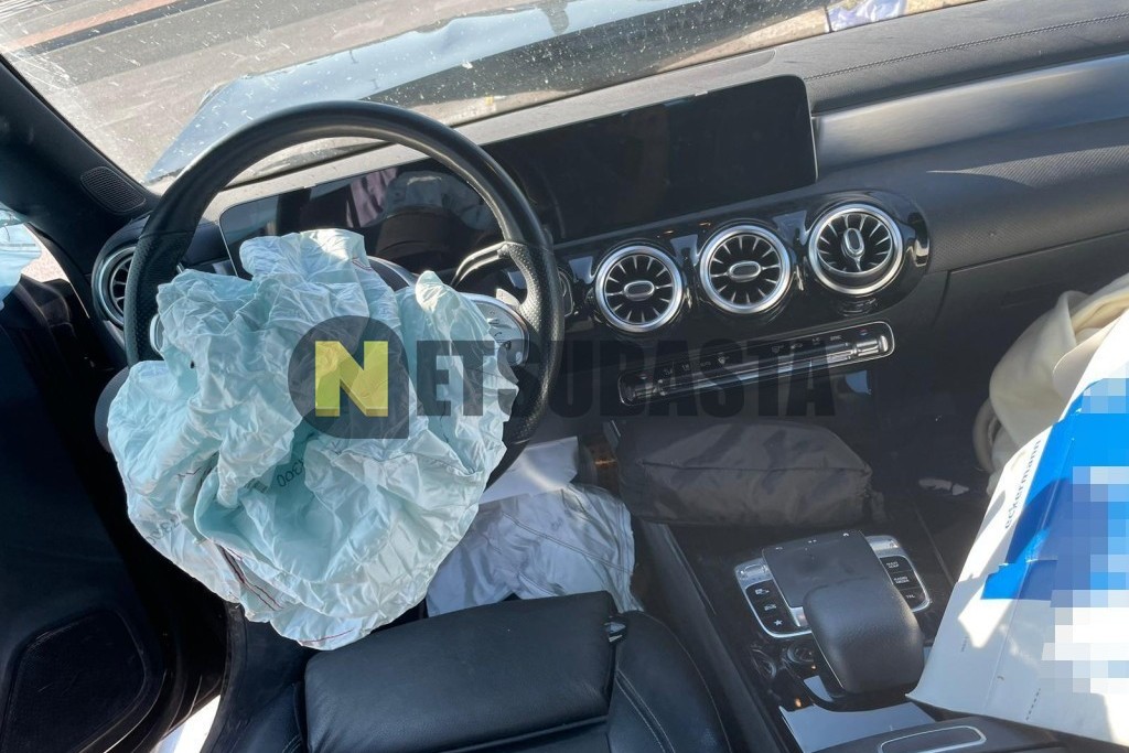 Mercedes-Benz CLA 200 d Coupé 8G-DCT 2019