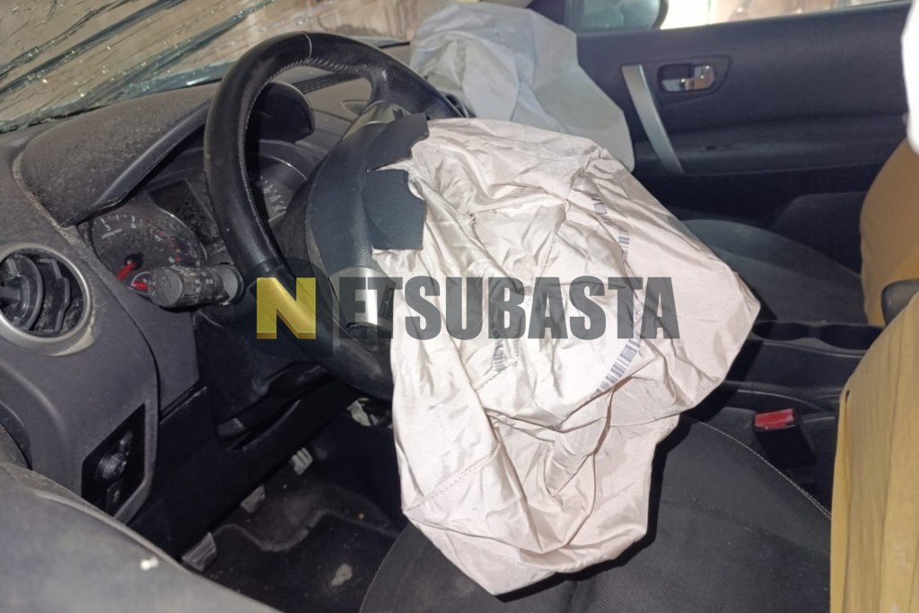 Nissan Qashqai 2.0 dCi DPF 4x2 2011