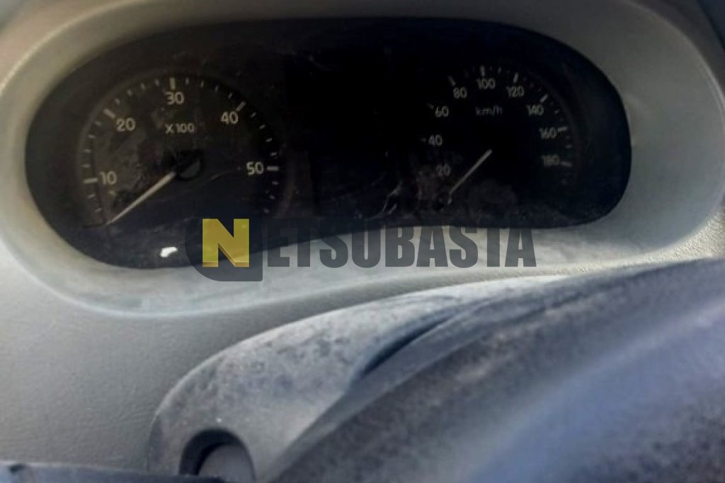 Renault Master Furgon 2.5 dCi 2008