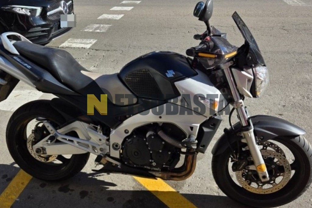 Suzuki GSR 600 2007