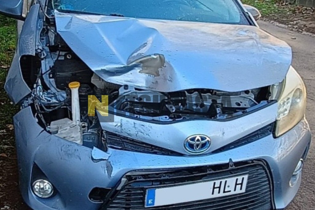 Toyota Yaris 1.5 Híbrido 2012