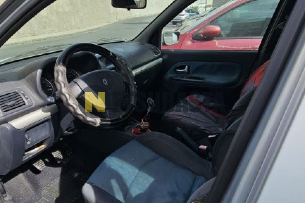 Renault Clio 1.2 16v 2003