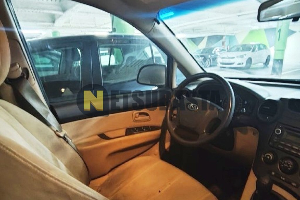 Kia Carens 2.0 CRDi 2009