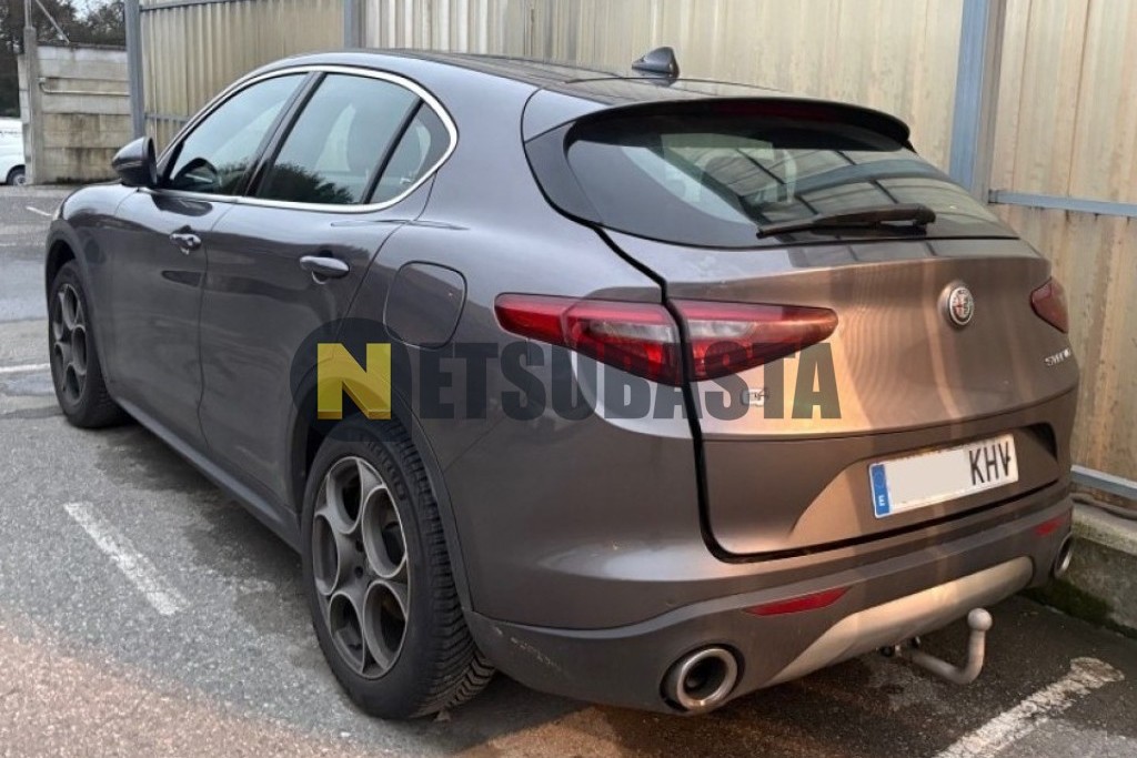 Alfa Romeo Stelvio 2.2 Diesel AT8 Q4 AWD 2018