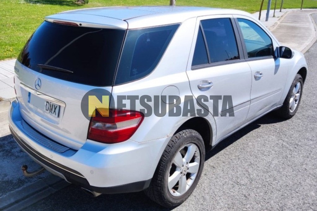 Mercedes-Benz ML 500 2005