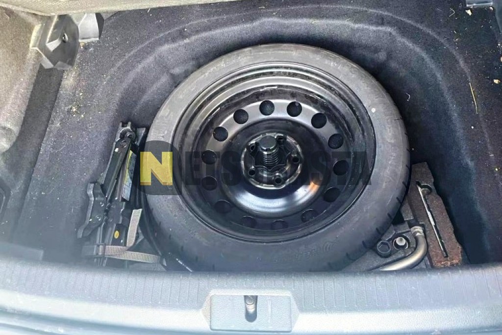 Volkswagen Golf 1.6 TDI DSG 7 vel. 2013