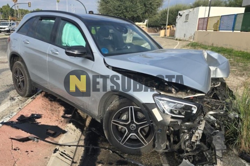 Mercedes-Benz GLC 300 de 4MATIC 2021