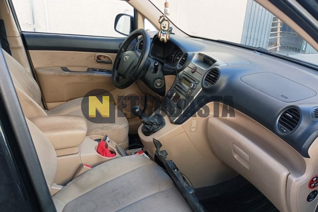 Kia Carens 2.0 CRDi VGT 2011