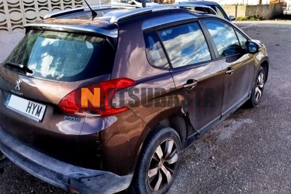Peugeot 2008 1.2 VTi 2014