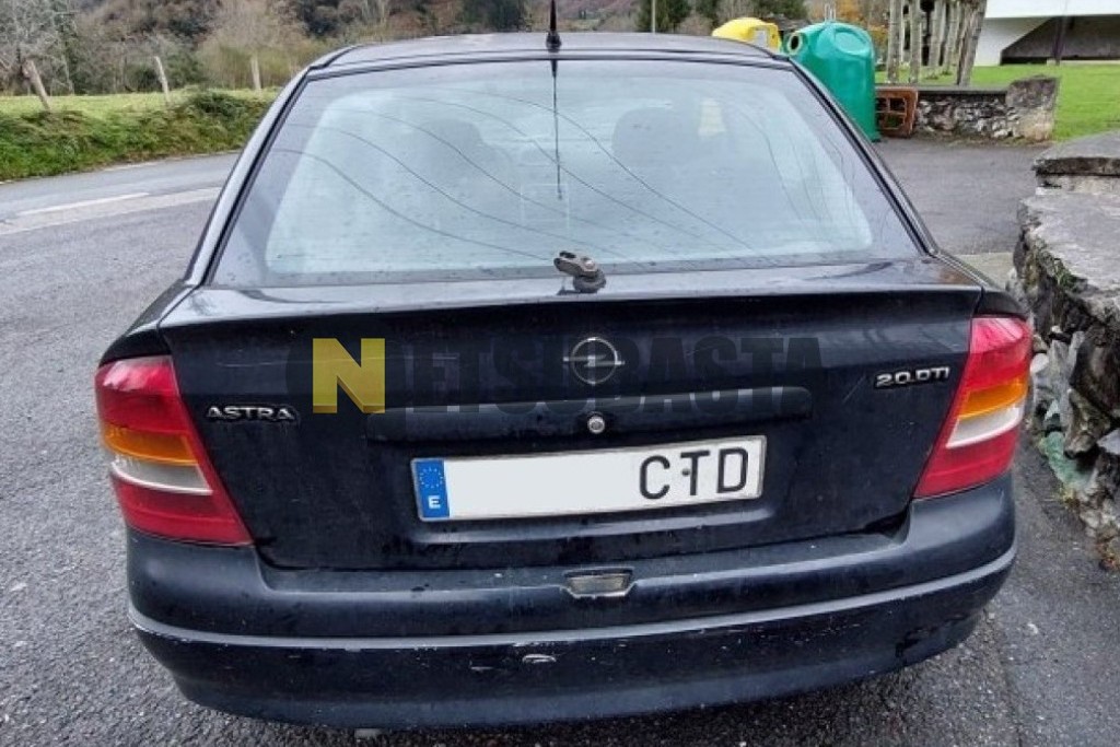 Opel Astra 2.0 DTi 2004