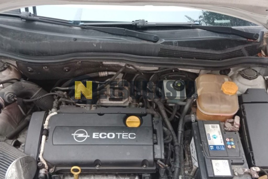 Opel Astra GTC 1.6 2009