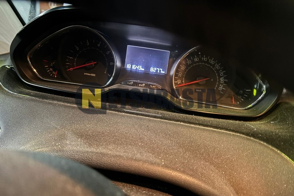 Peugeot 208 1.2 PureTech 2014