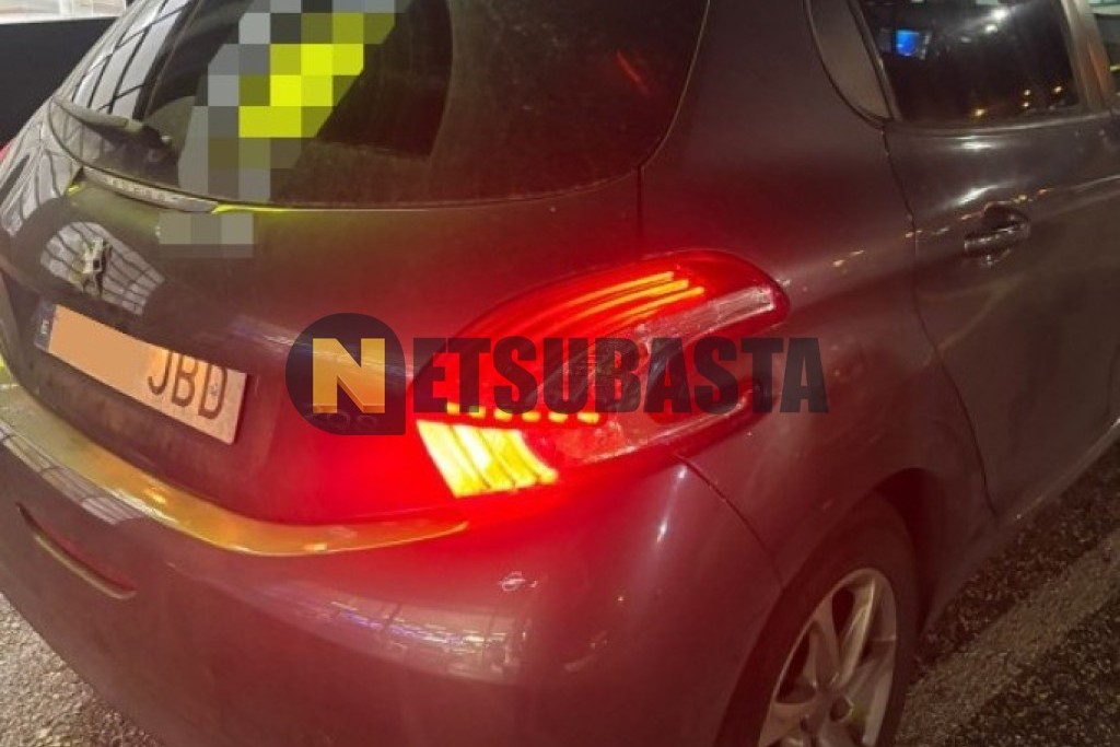 Peugeot 208 1.2 PureTech 2014