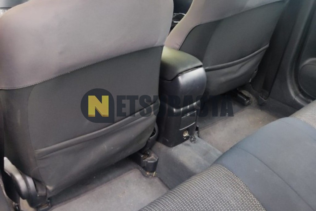 Toyota Avensis Sedán 2.2 D-4D 2007