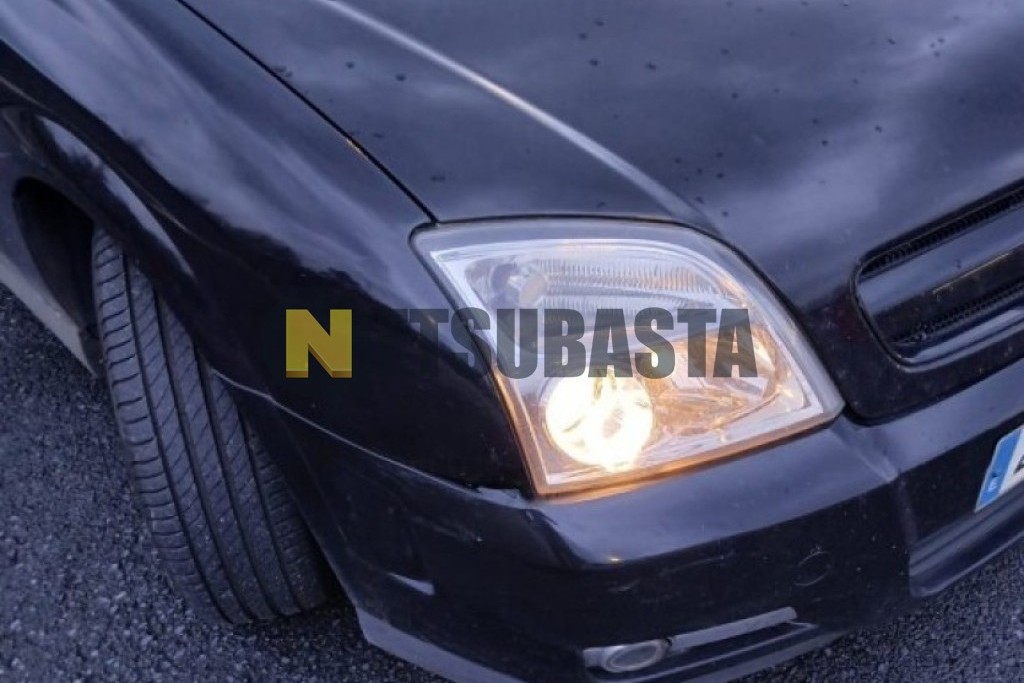 Opel Signum 2.2 DTI 16V 2004