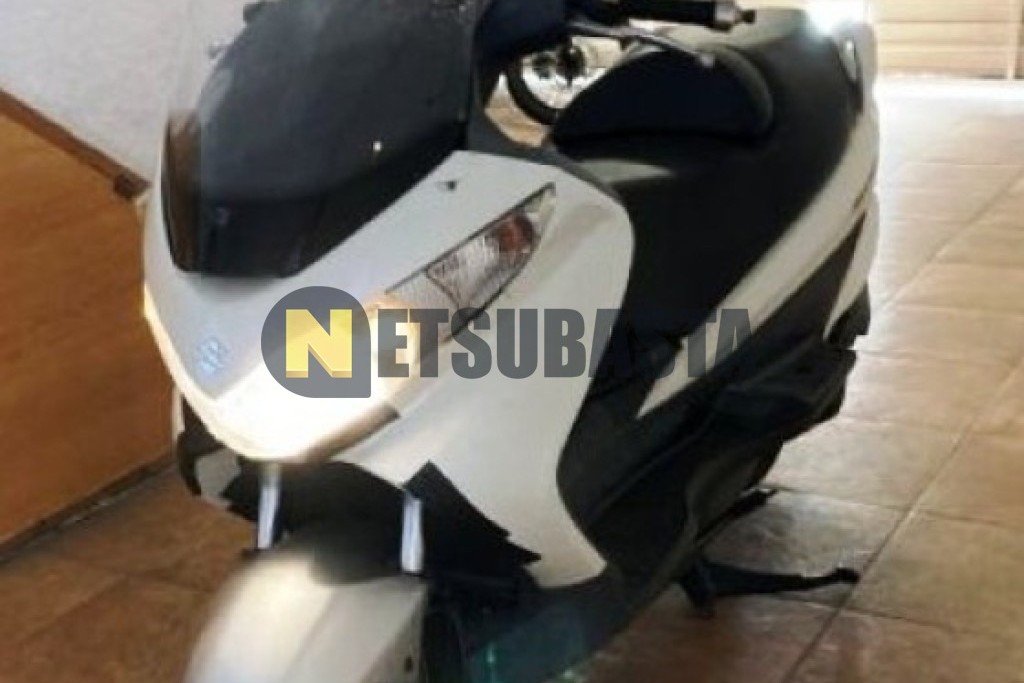 Suzuki BURGMAN 125 2013