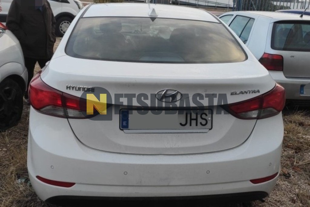 Hyundai Elantra 1.6 MPI 2015