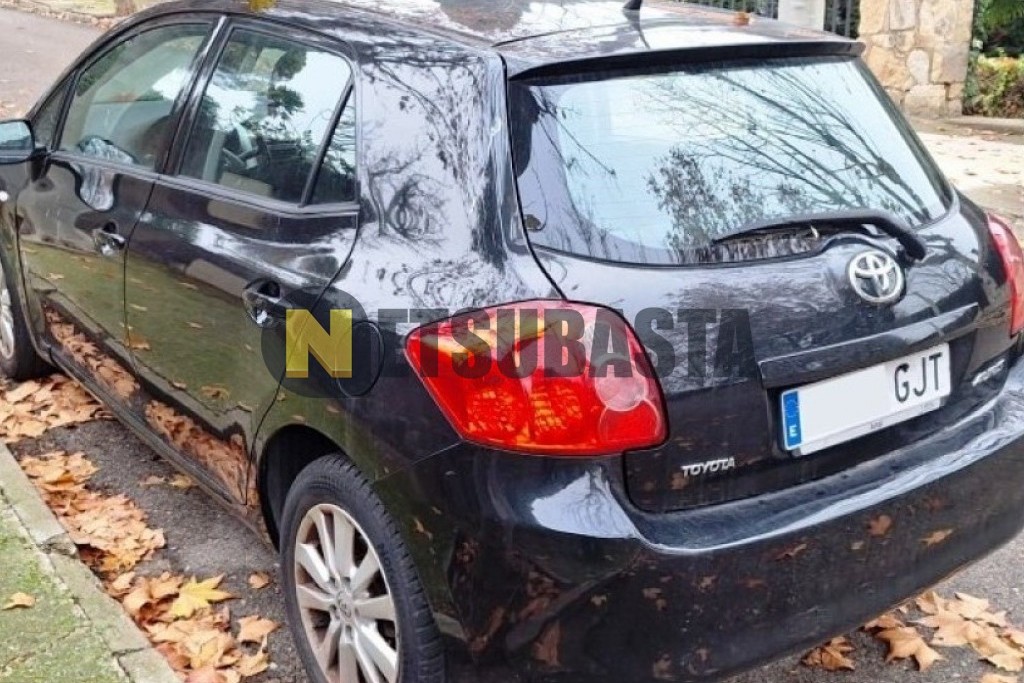 Toyota Auris 2.0 D-4D 2008