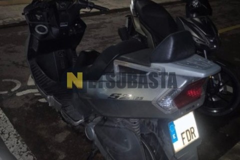 Yamaha XMAX 250 2011