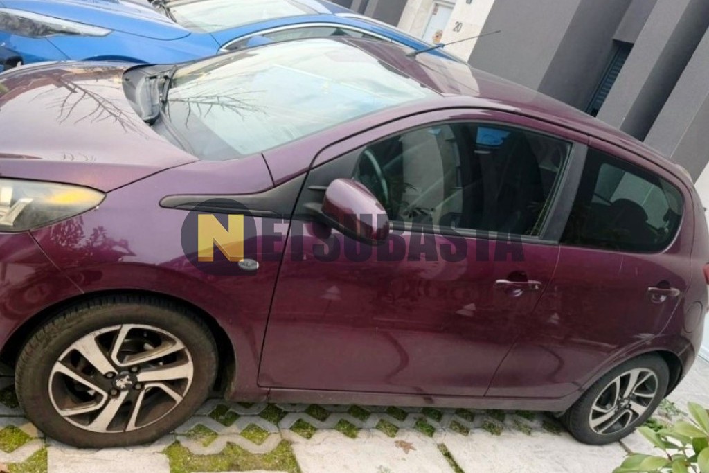 Peugeot 108 1.2 PureTech 2016