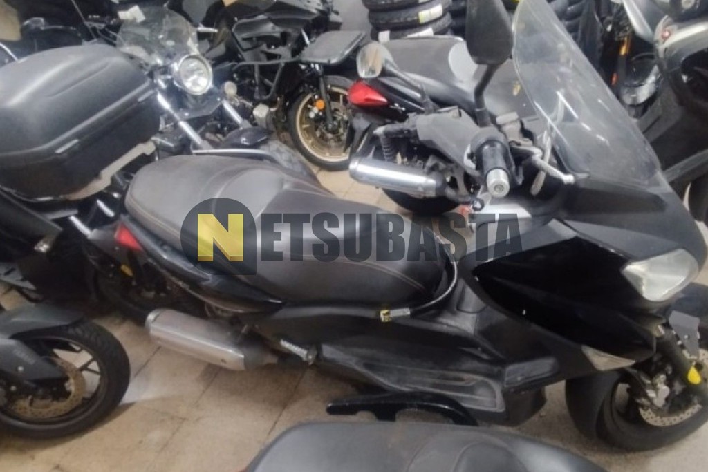 Yamaha XMAX 250 2011