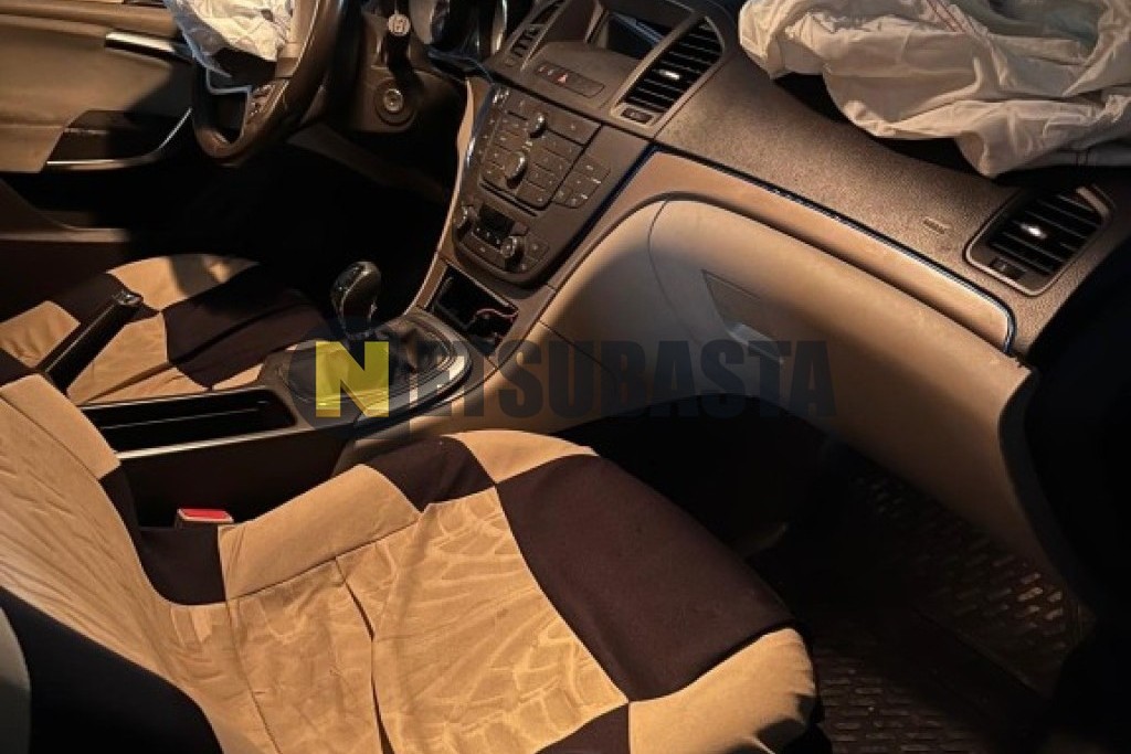 Opel Insignia 2.0 CDTI 2013