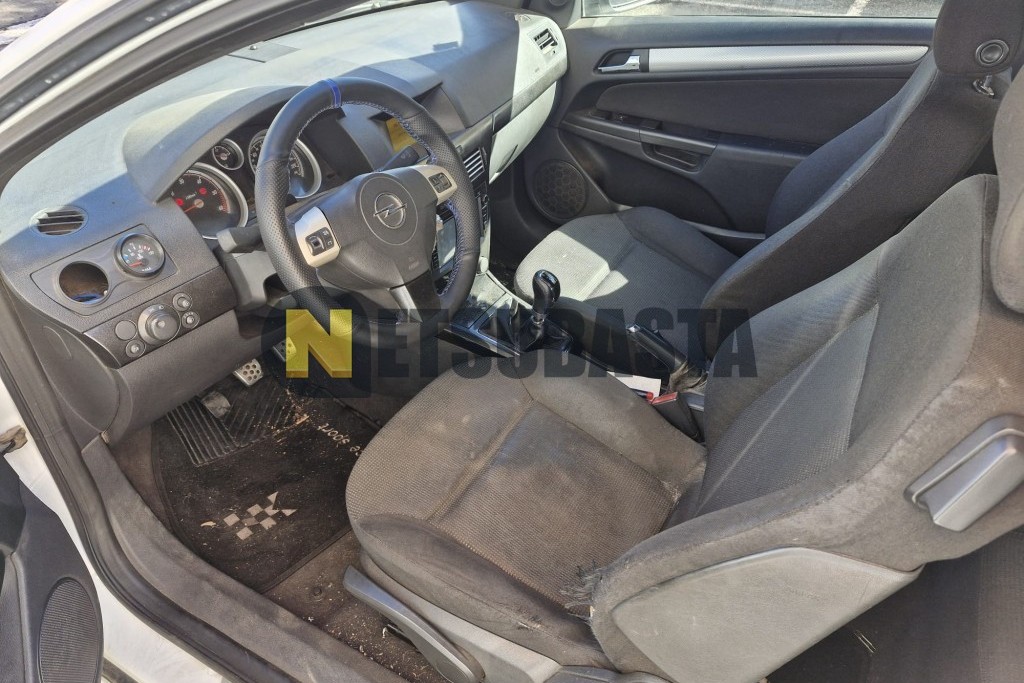Opel Astra GTC 1.7 CDTi 2005