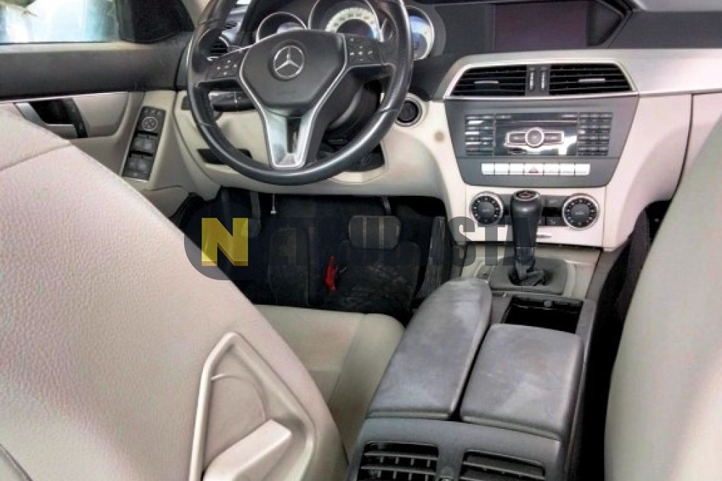 Mercedes-Benz C 220 CDI BlueEFFICIENCY Aut. 2011