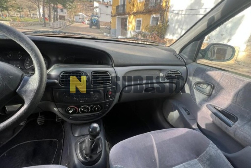 Renault Megane Classic 1.9 dTi 2000