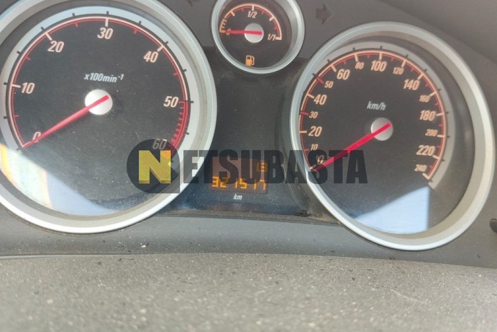 Opel Astra GTC 1.9 CDTI 2007