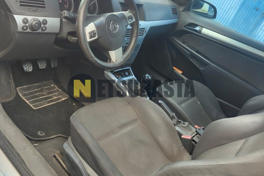 Opel Astra GTC 1.9 CDTI 2007