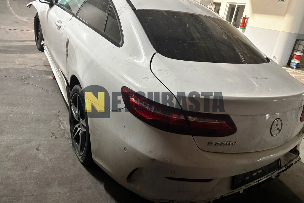 Mercedes-Benz E 220 d Coupé 2020
