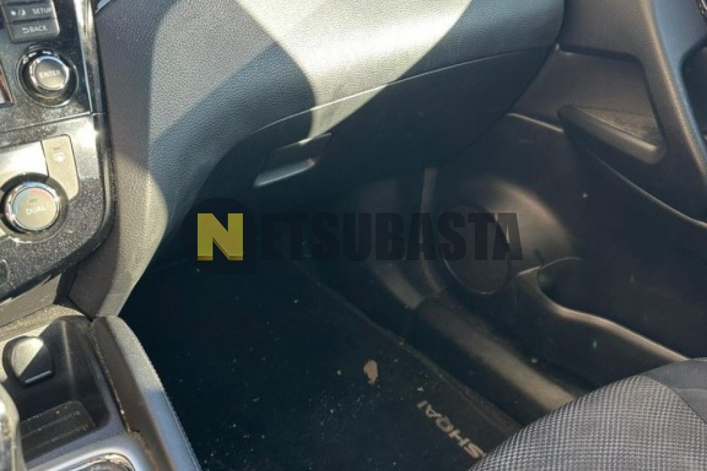 Nissan Qashqai 1.2 DIG-T 4x2 2015