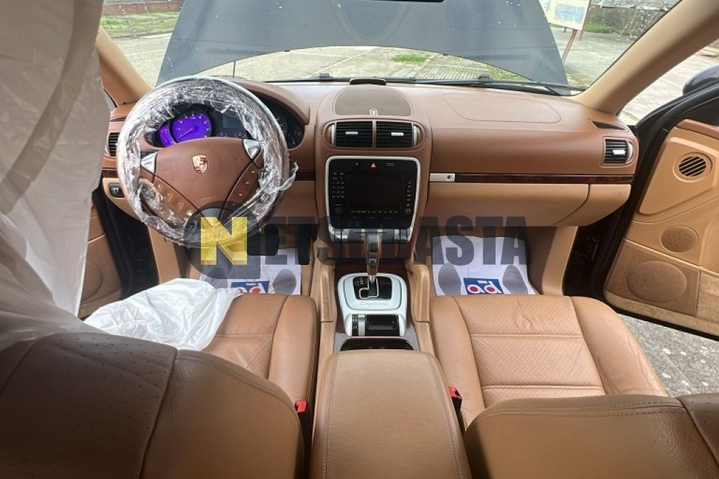 Porsche Cayenne 3.2 Tiptronic 2004
