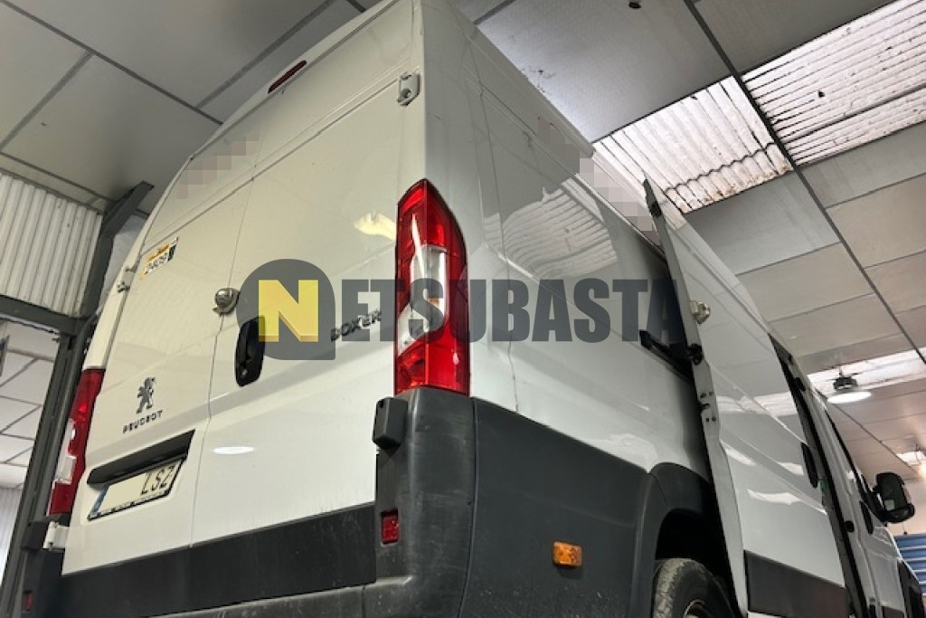 Peugeot Boxer L4 H3 2.2 BlueHDi 2021