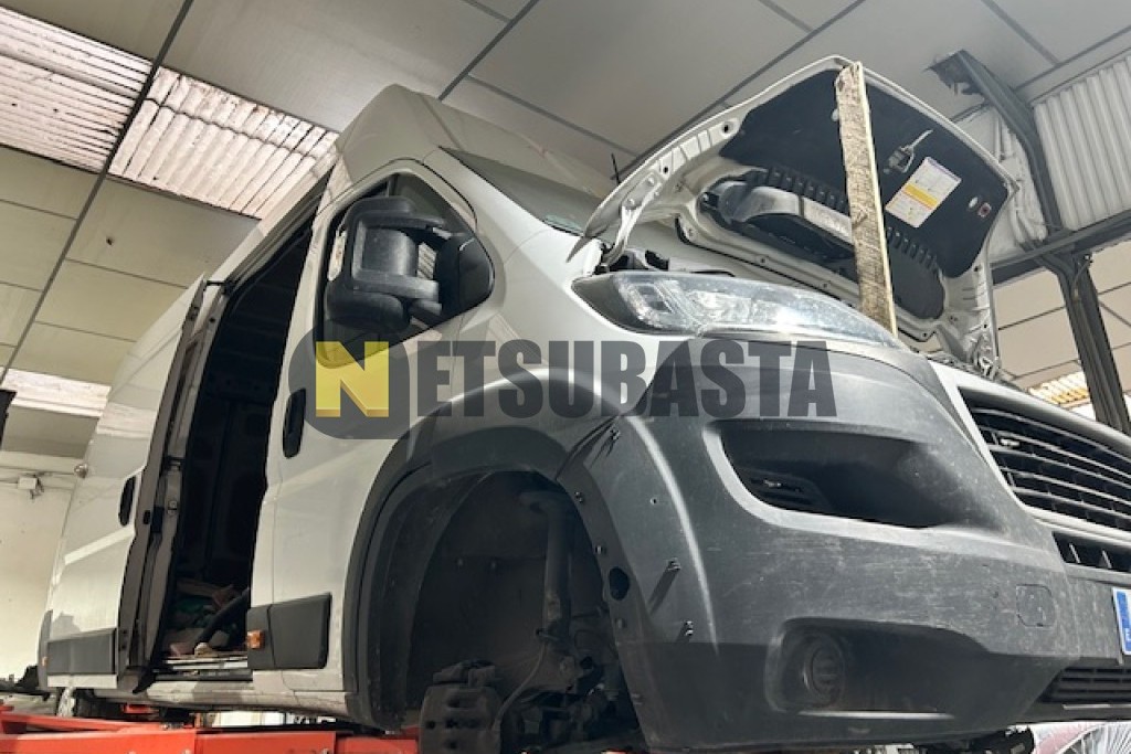 Peugeot Boxer L4 H3 2.2 BlueHDi 2021