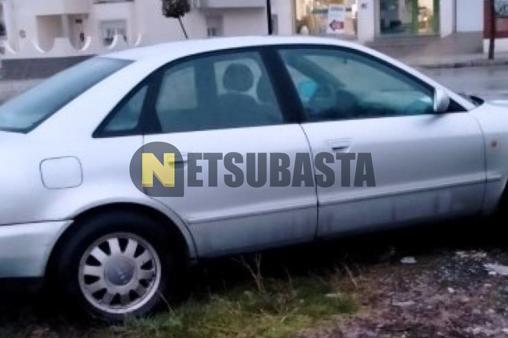 Audi A4 1.9 TDI quattro 1998