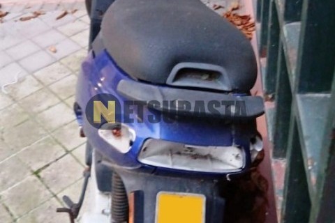 Hyosung GT 125 R 2006