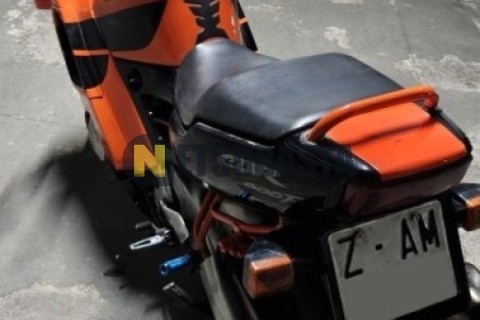 Hyosung GT 125 R 2006