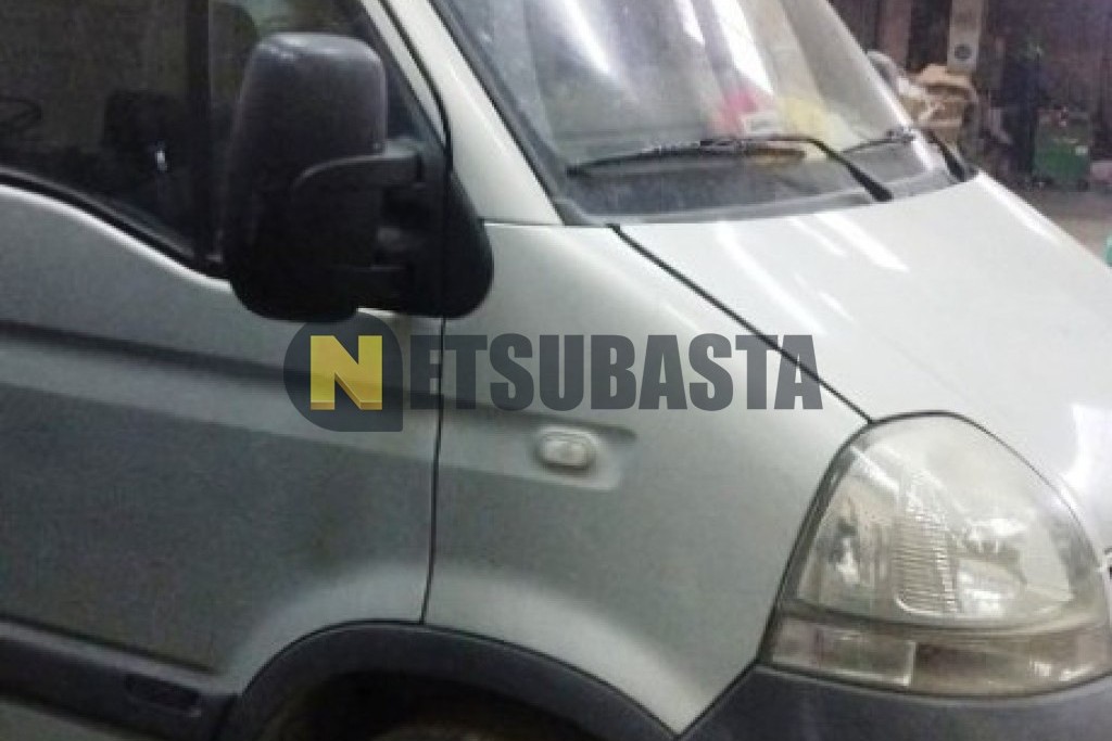 Nissan Interstar 2.5 dCi 2004