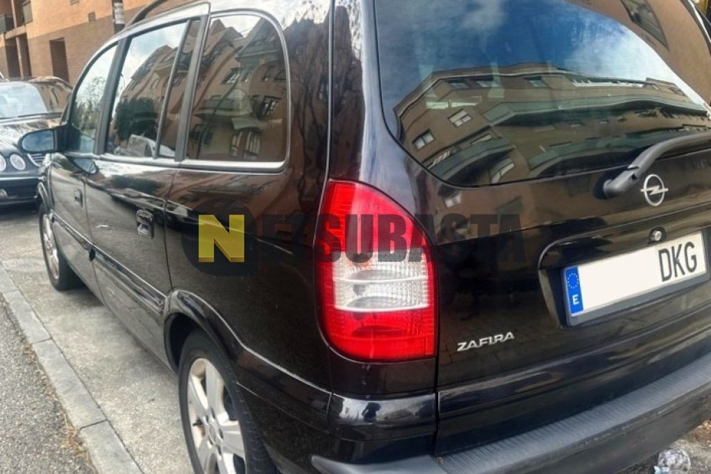 Opel Zafira 2.0 DTi 16V 2005