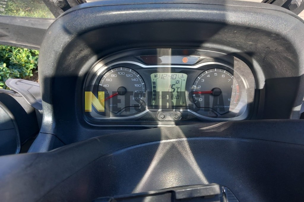 Suzuki BURGMAN 650 2015