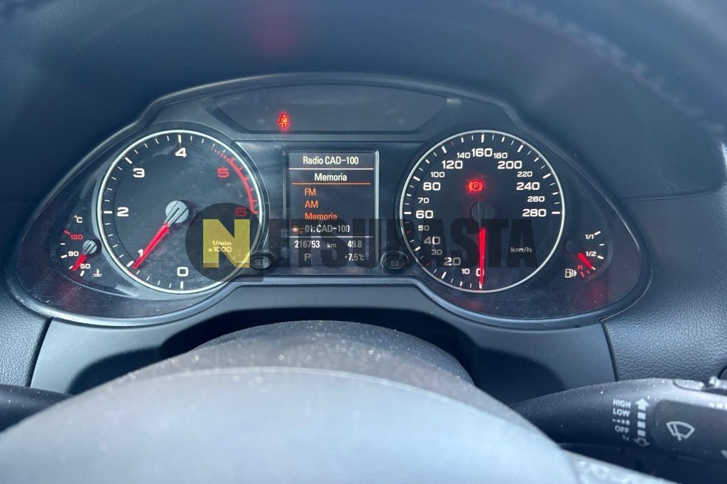 Audi Q5 2.0 TDI quattro S tronic 7 vel. DPF 2011