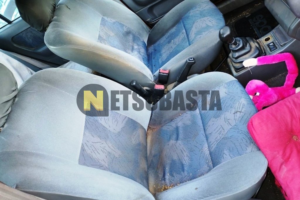 Renault Clio 1.9D 1998